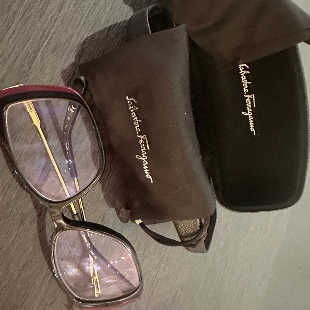 Eye glasses with prescription